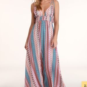 Lulus NWT maxi dress tie straps Medium